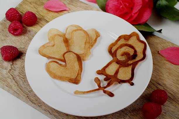 istock Hearts and Rose pancake Balentine's day breakfast 509292342