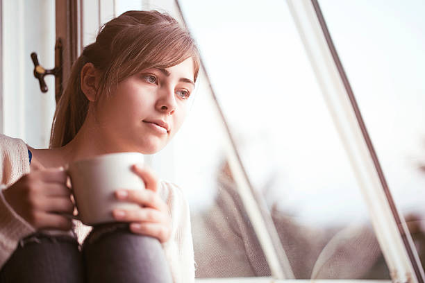 istock Beautifull woman drinking tea 509312068
