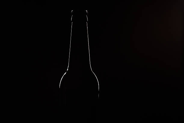 istock Contour of dark beer bottle 509341772