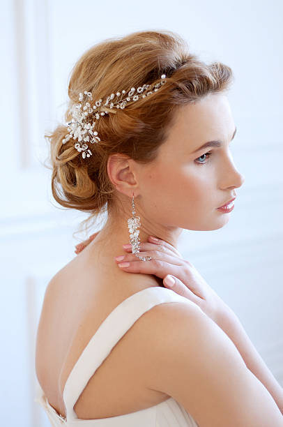 istock Tender young woman wearing headpiece 509343762