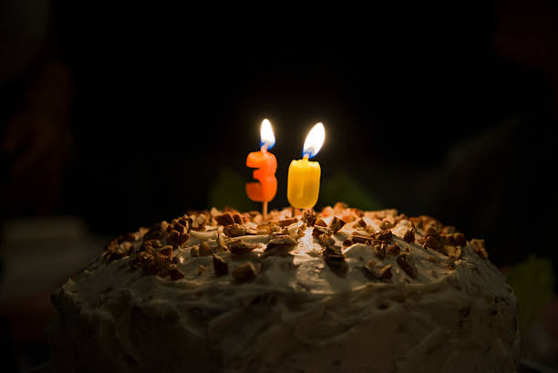 istock 30th Birthday Cake And Candles 509344022