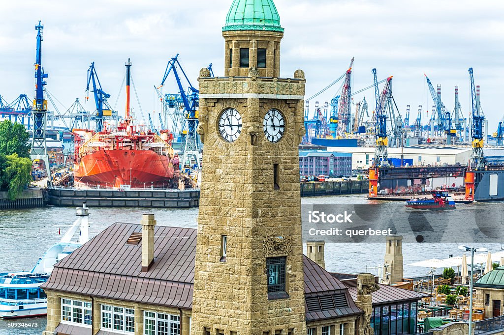 Hamburger Hafen - Lizenzfrei Anlegestelle Stock-Foto