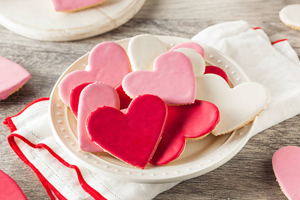 istock Heart Shaped Valentine's Day Sugar Cookies 509350398