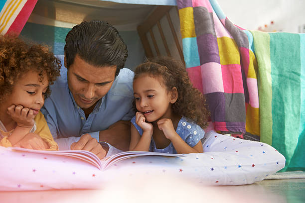 istock Dads always have time for blanket forts 509350611