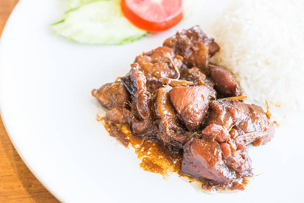 istock Stir fried chicken with lemongrass 509359128