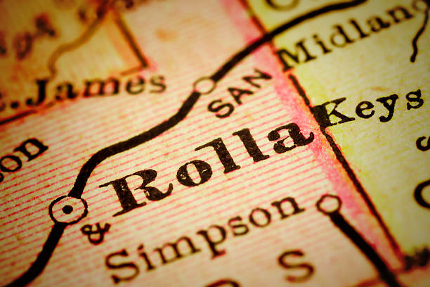 istock Rolla, Missouri on an Antique map 509371588