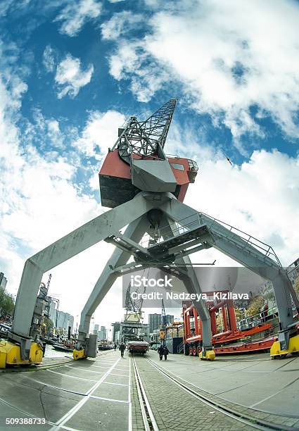 Veraltet Harbour Crane Stockfoto und mehr Bilder von Rotterdam - Rotterdam, Städtischer Platz, Altertümlich