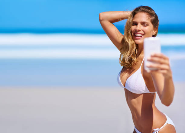 istock Celebrating summer with a sexy selfie 509407538