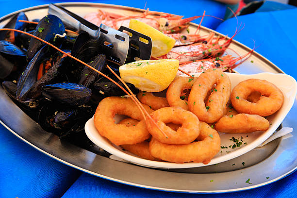 istock Seafood platter served in mediterranean restaurant 509407550