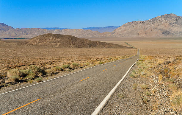 istock Road to Inyo National Forest Park 509420540