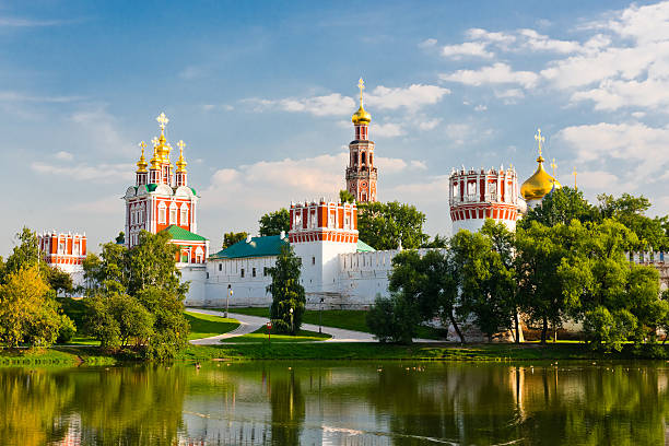 convento de novodevichy em moscovo, rússia - novodevichy convent imagens e fotografias de stock