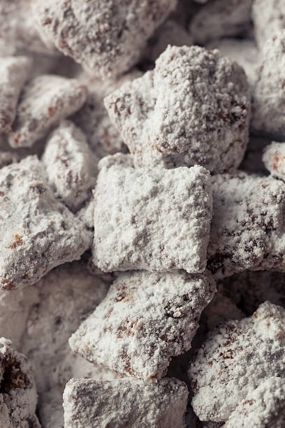 istock Homemade Powdered Sugar Puppy Chow 509532062