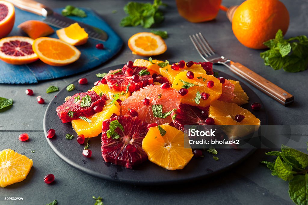 Cítricos La ensalada casera primas - Foto de stock de Ensalada libre de derechos