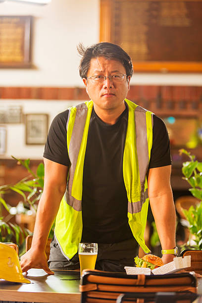 istock Meal Break For a Workman in High Visibility Clothes 509559692
