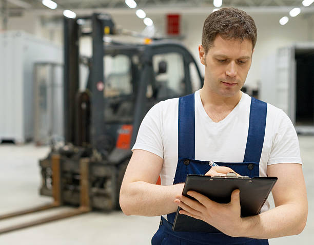 istock Handsome supervisor with tablet pc at the warehouse. 509560816
