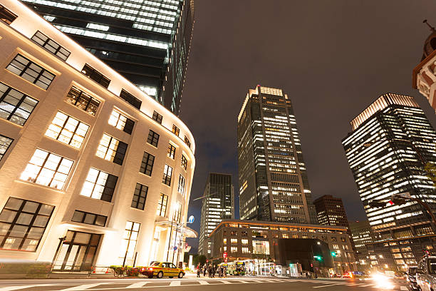 istock Marunouchi business district of dusk 509564675
