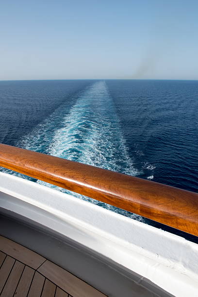 istock Wake of a ship 509566297