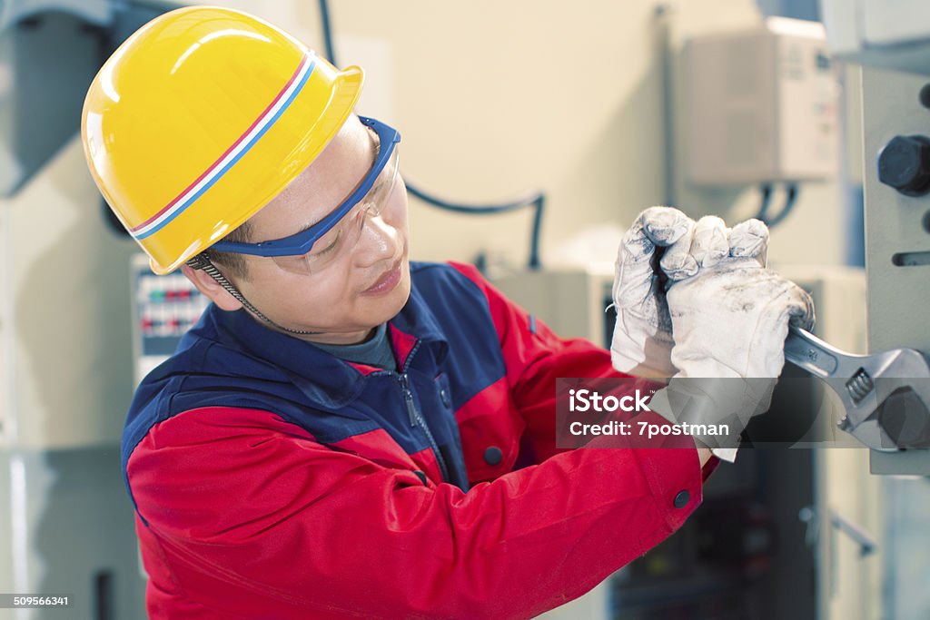 Arbeiter bei Werkzeug-Werkstatt - Lizenzfrei Anstrengung Stock-Foto