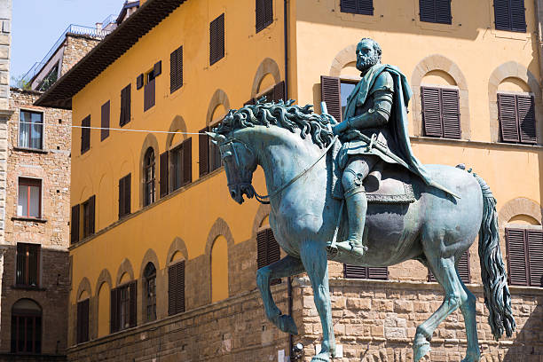Statue of the rider Cosimo Statue of the rider Cosimo i de Medici of Gianbologna Cosimo stock pictures, royalty-free photos & images