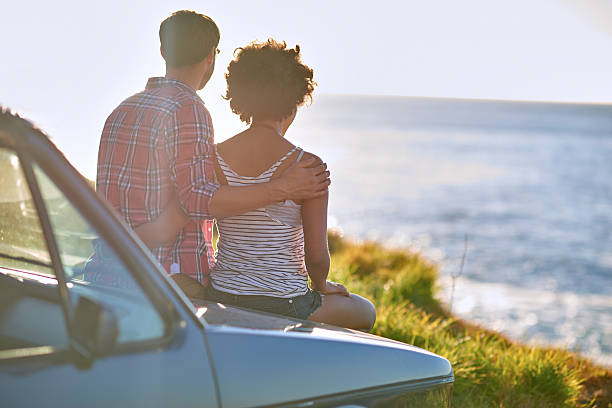 istock Young couple enjoying the views during roadtrip 509610480