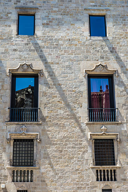 istock Facade of a medieval palace, Barcelona 509617936