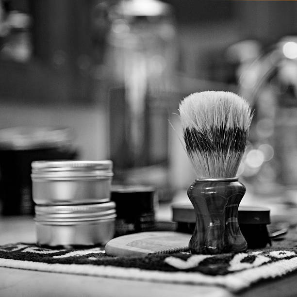 istock Close up of old fashioned Barber's equipment 509660094