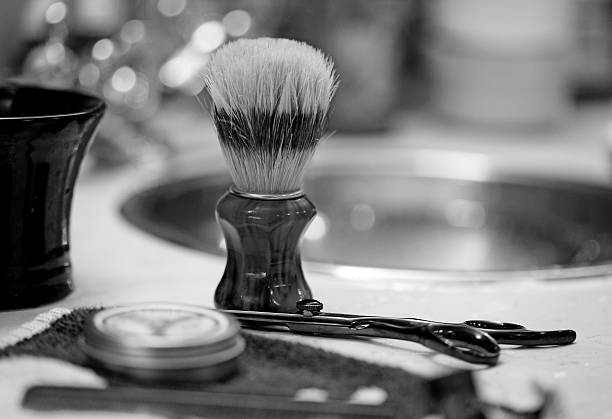 istock Close up of old fashioned Barber's equipment 509660922