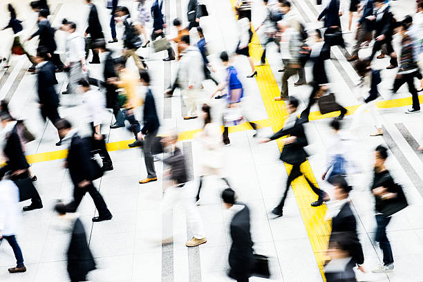 istock Bussiness people commuting to work in Tokyo 509674642