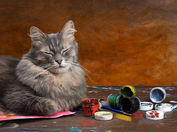 istock Artistic mess with the cat-artist 509687118