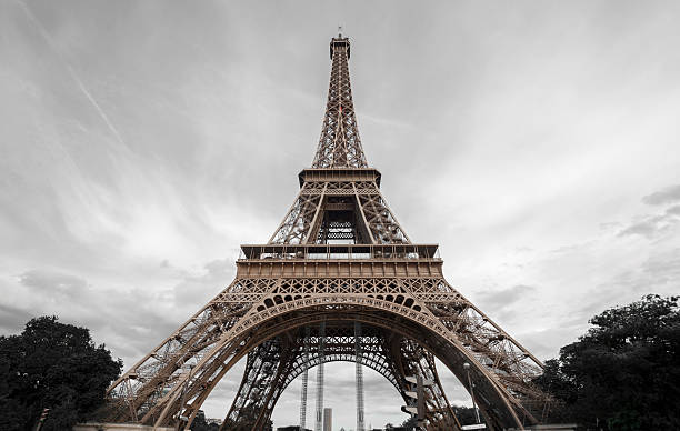 Eiffel Tower with color filter and vignetting added in post processing to give an old fashion feeling.
