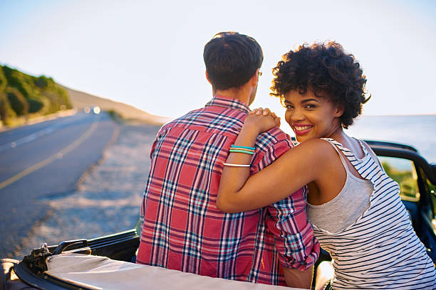 istock Young couple enjoying the views during roadtrip 509710572