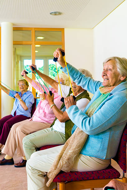 istock Senior women doing a workout in a gym. 509732088