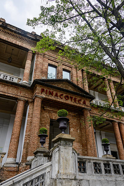 Pinacoteca Art Museum, Sao Paulo, Brazil Sao Paulo, Brazil - January 28, 2016: Housed in a building in the Jardim da Luz in historic central Sao Paulo, the Pinacoteca do Estado de Sao Paulo is the oldest and arguably the most important art museum in the city. It was designed by Ramos de Azevedo and Domiziano Rossi to be the headquarters of the School of Arts and Crafts in 1905 and became a state museum in 1911. pinacoteca sao paulo photos stock pictures, royalty-free photos & images