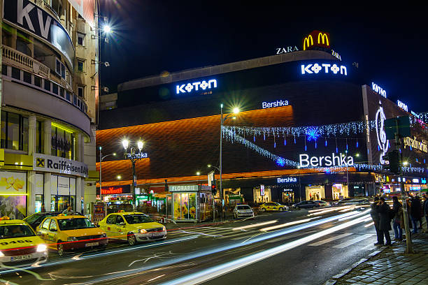 istock Bucharest, Romania - December 25: Unirea Shopping Center on Dece 509736336