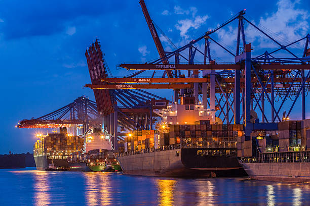 istock Hamburg Port, Cargo Terminal 509759825
