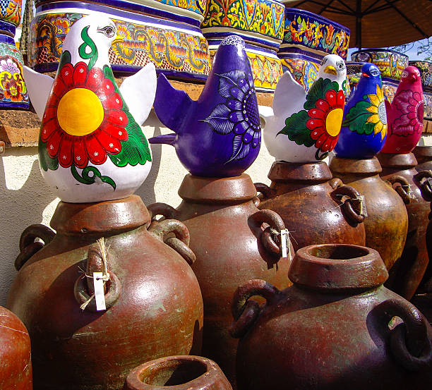istock Colorful Mexican pottery and birds 509801776