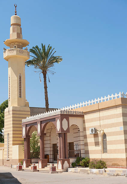 istock Old egyptian mosque building with minaret 509807691