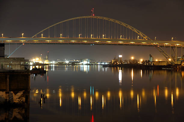 istock Lights into the City 509813354