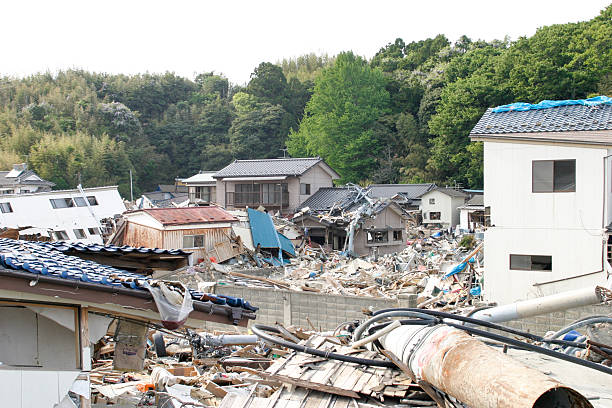 terramoto de maremoto japão 2011 vila destruição murohama - ishinomaki imagens e fotografias de stock