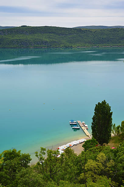Lake du Verdon Boats and small marina on lake Gorges du Verdon, Saint Croix. River and lake located in Provence Alps Cote Azur, France. leisure activity french culture sport high angle view stock pictures, royalty-free photos & images