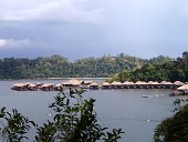 malaysischen-landschaft.jpg?b=1&s=170x170&k=20&c=X7yRbTcATAPjkVhPSl95sodOrkcoWT0qbihLC4BC408=