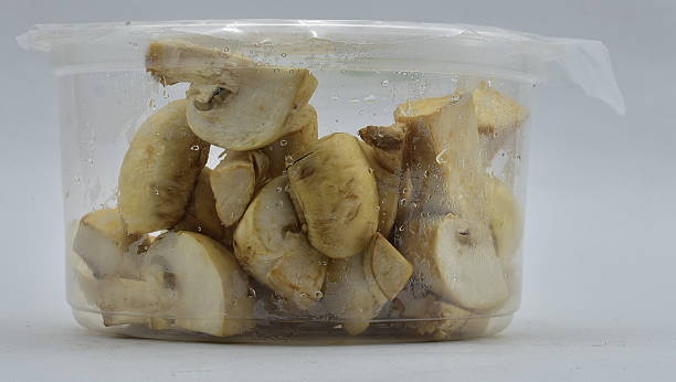 Sliced mushroom in packing