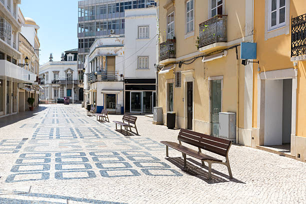 istock Narrow street 509906180