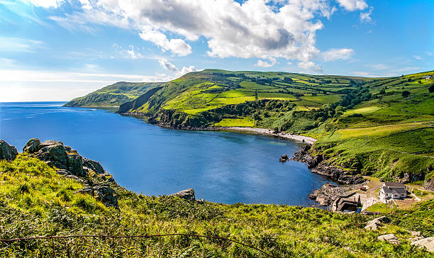 northern coast of county antrim, northern ireland - 安特里姆郡 個照片及圖片檔