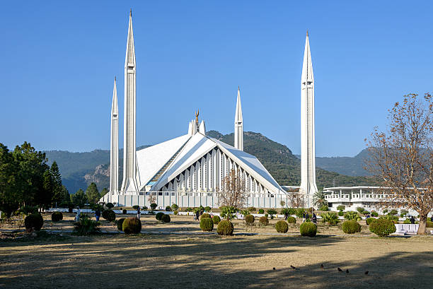 istock Shah Faisal Mosque Islamabad, Pakistan 509924046