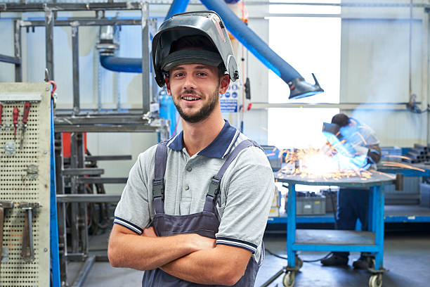 istock View of welder 510019370