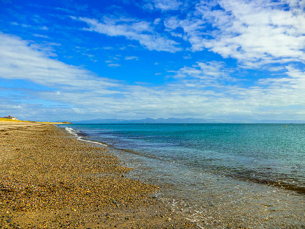 pwllheli - coastline pebble the lleyn peninsula wales photos et images de collection