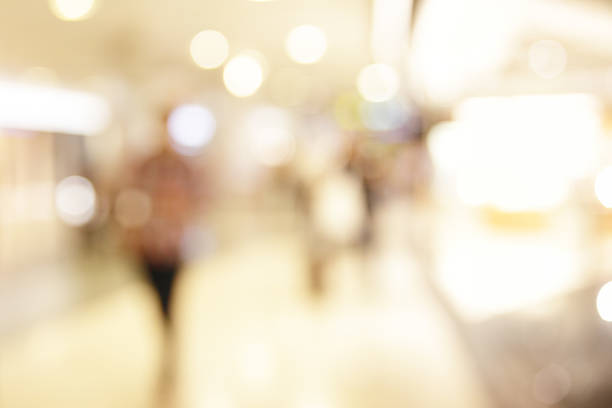 istock Shop windows out of focus 510059586