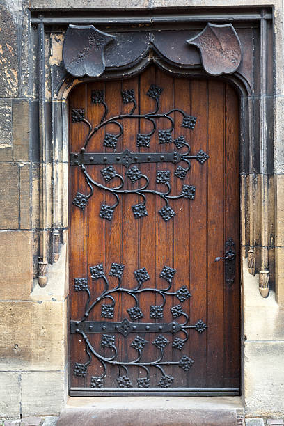 istock old wooden door 510082338