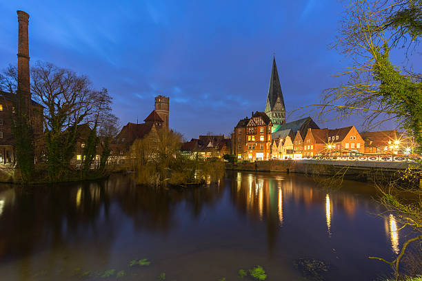 istock Luneburg at winter evening 510161124
